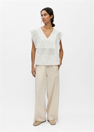 Jovanna sl v-neck top Cloud Dancer Object 